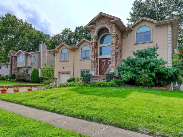 16-10 Alden Terrace, Fair Lawn, NJ 07410