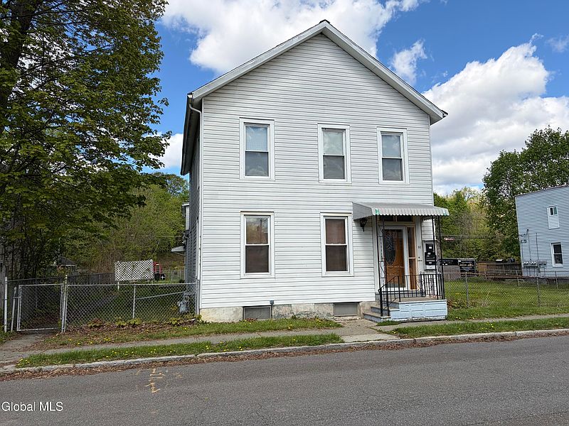 2nd image of 82 4th Street