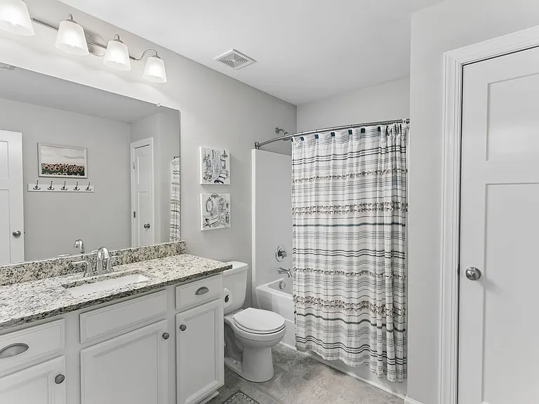 1010 Vanguard Dr — Photo 36