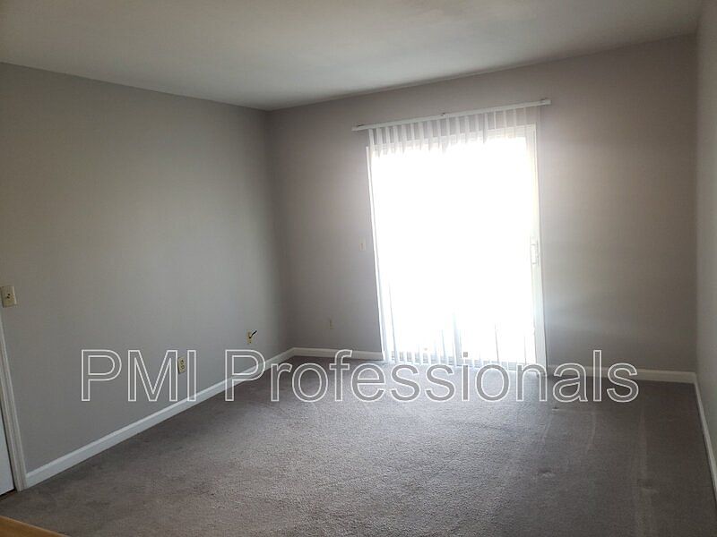 2nd image of 215 N Baird Ln APT 15