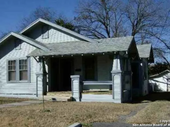 2223 E Houston St, San Antonio, TX 78202