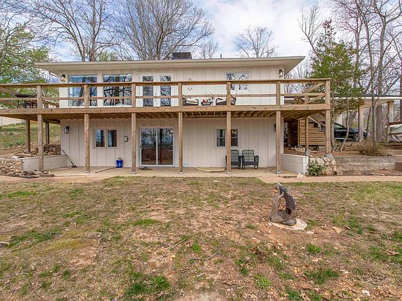 2nd image of 30 Hondo Cir