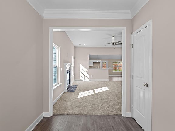 3rd image of 1318 Elbron Drive