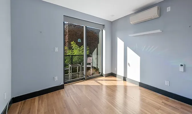 Rented by Corcoran | media 14