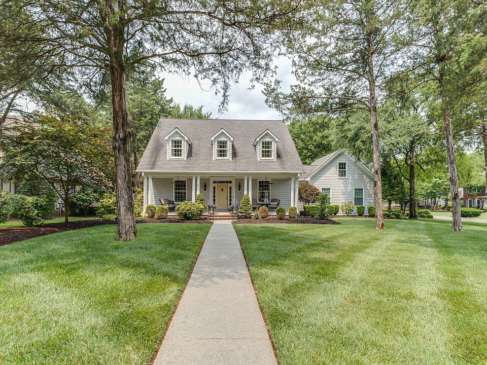 1st image of 2239 Northwoods Dr