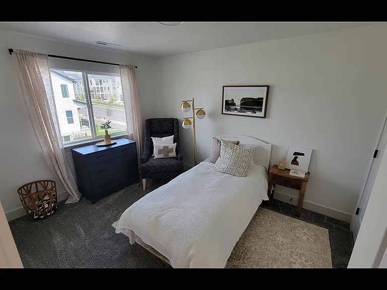 1460 N 3920 W — Photo 16