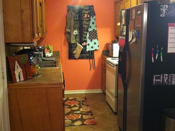 2nd image of 423 Eaglewood Ln