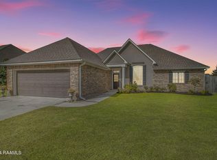 110 Rue Des Bouvier, Youngsville, LA 70592