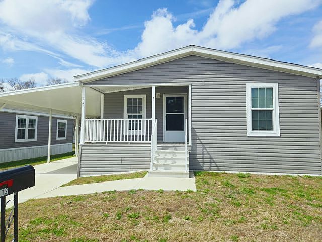 1st image of 3323 NE 14th St #D12