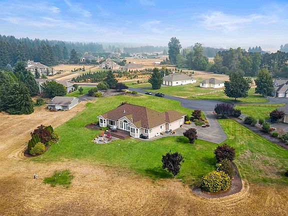 3rd image of 26204 9th Avenue Ct E