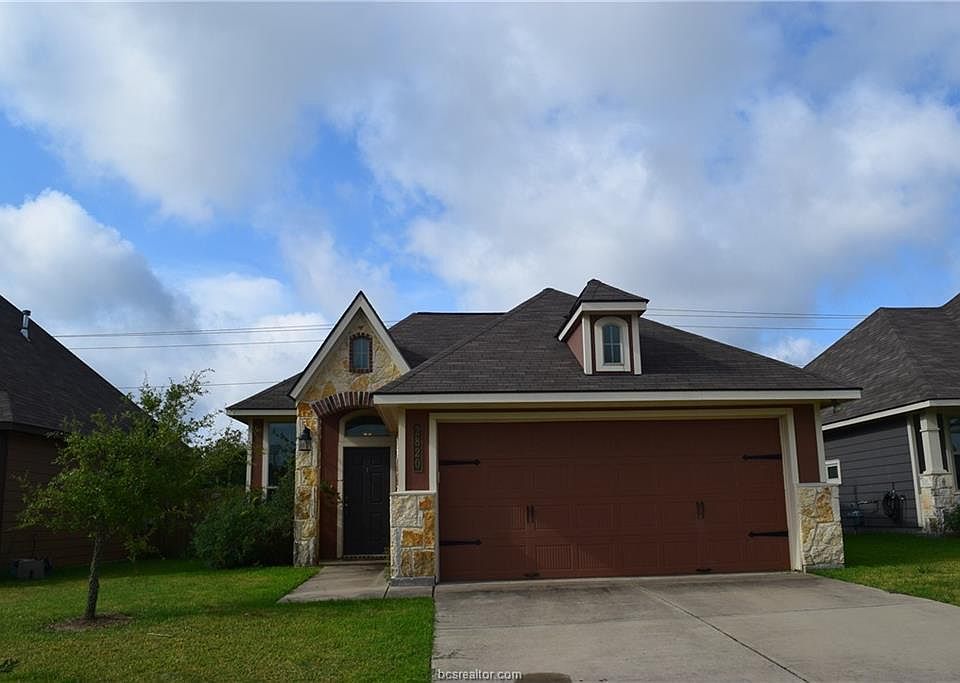 1st image of 2820 Silver Oak Dr