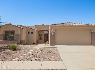 11837 N Crescendo Dr, Oro Valley, AZ 85737