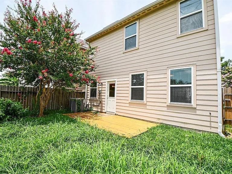 10909 Panther Ct SW — Photo 31