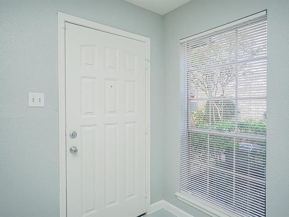 4th image of 7400 Bellerive Dr APT 401