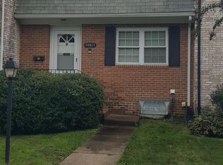 10411 Courthouse Dr, Fairfax, VA 22030