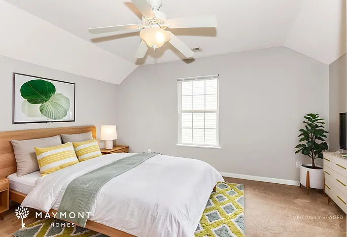 313 Denman Loop — Photo 11