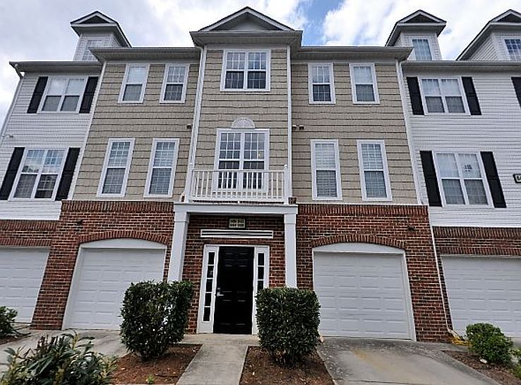 1st image of 6418 Park Pond Dr