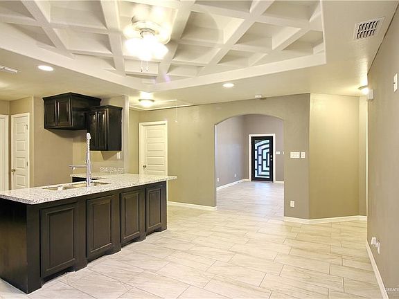 4th image of 6900 S Naranja Ln