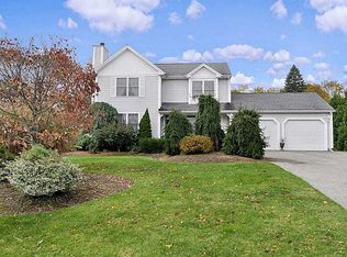 9 High Meadow Ct, Cranston, RI 02921