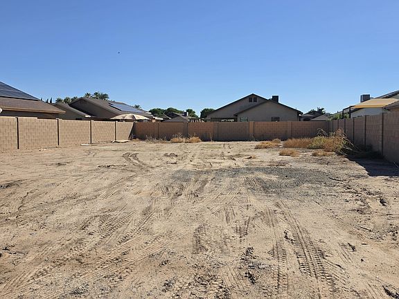 3rd image of 2951 W 2nd Pl