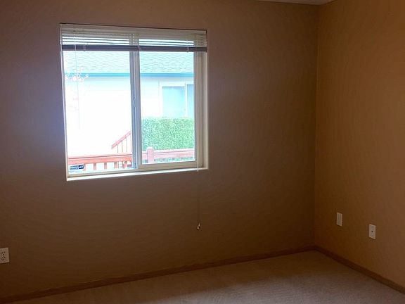 5th image of 2301 NE 77th Ave