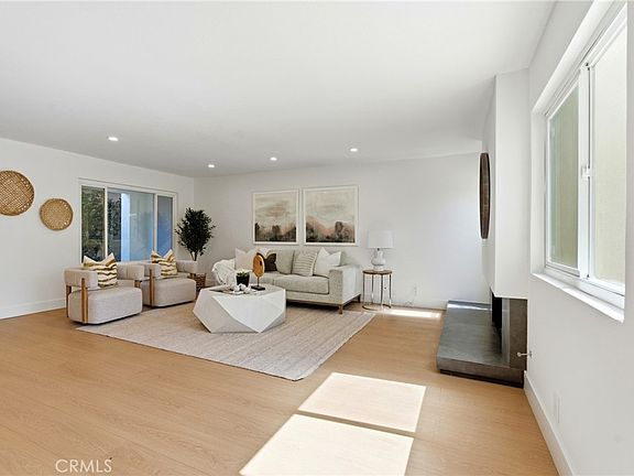 2nd image of 41 Seton Rd