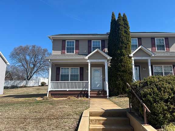 3rd image of 117 Luray Ave