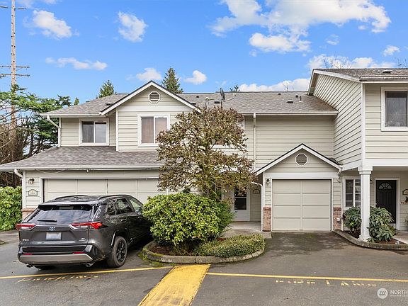 4th image of 5004 168th Street SW #B