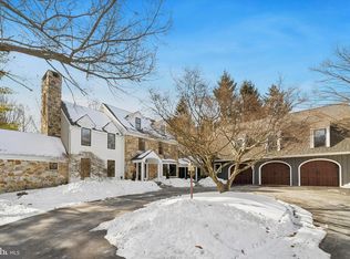 1148 Shadow Oak Dr, Malvern, PA 19355