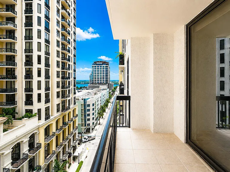 801 S Olive Ave #914 — Photo 6