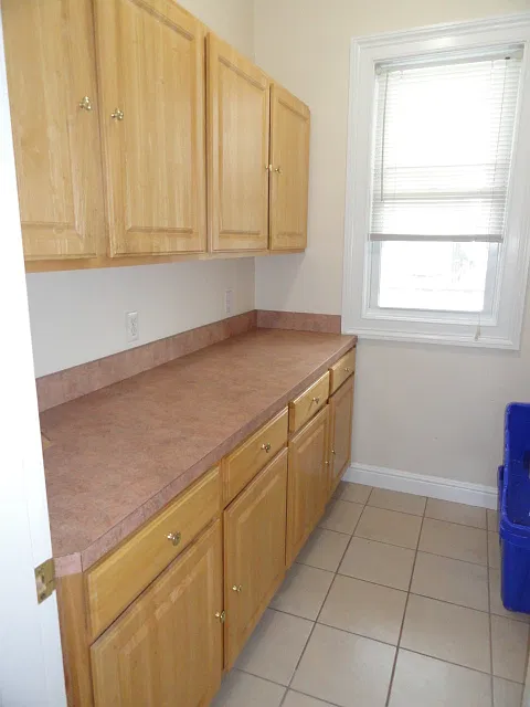 3 bed, 1400 sqft, $3,000 — Photo 3