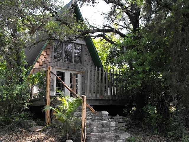 1st image of 2501 Saratoga Dr