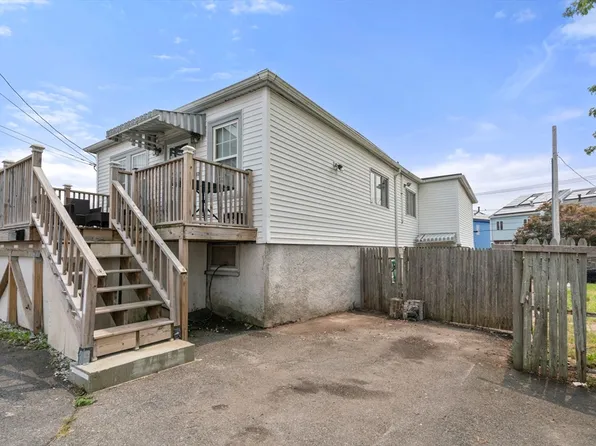 61 McKinley St, Revere, MA 02151