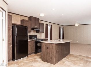 207 Serra St, Mankato, MN 56001
