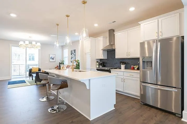 1122 N Alexander St — Photo 116
