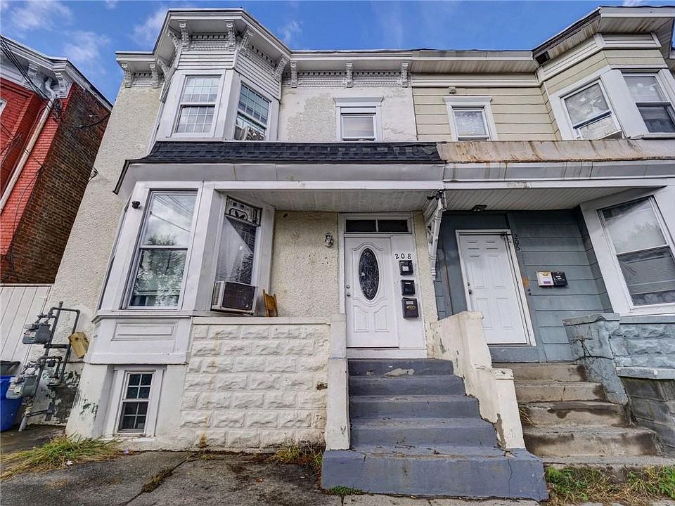 1st image of 208 Renwick Street