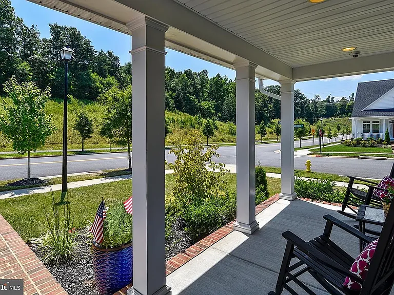 2216 Potomac River Blvd — Photo 3