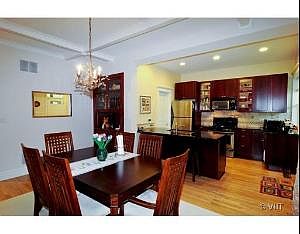 4th image of 5615 N Wayne Ave APT 1N