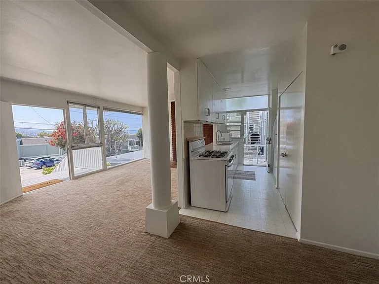 264 Dolphin Way — Photo 8