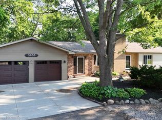 3855 N River Rd, Fort Gratiot, MI 48059