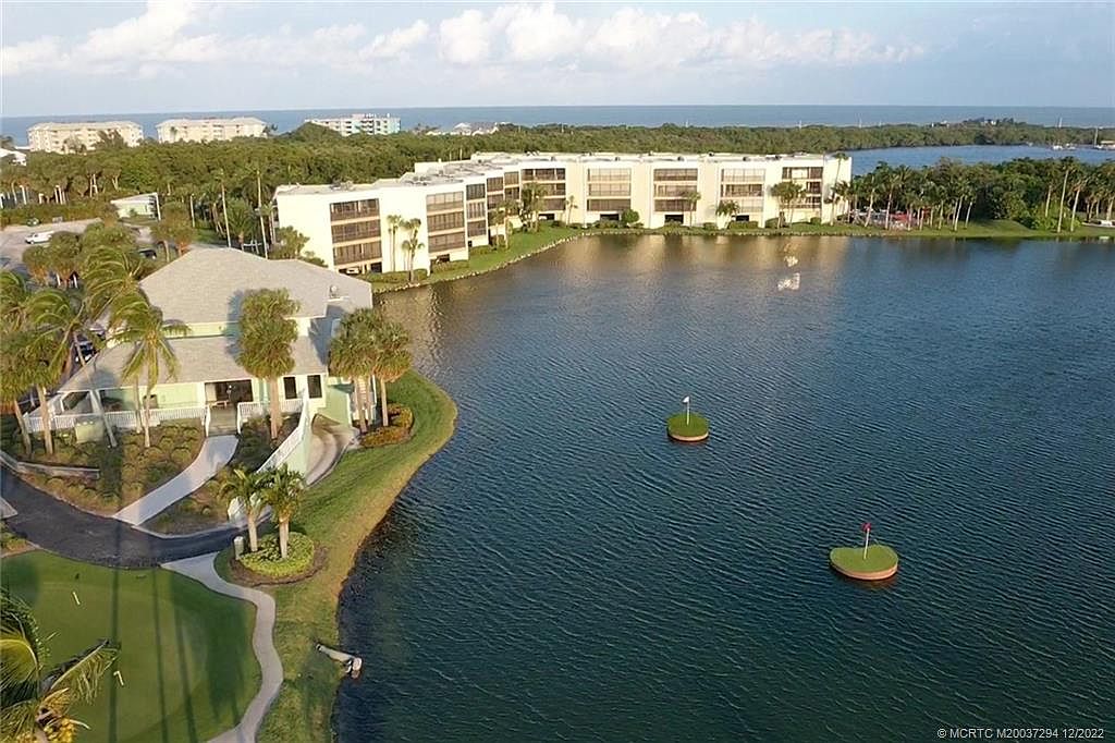 221 NE Plantation Rd APT 215, Stuart, FL 34996 Zillow