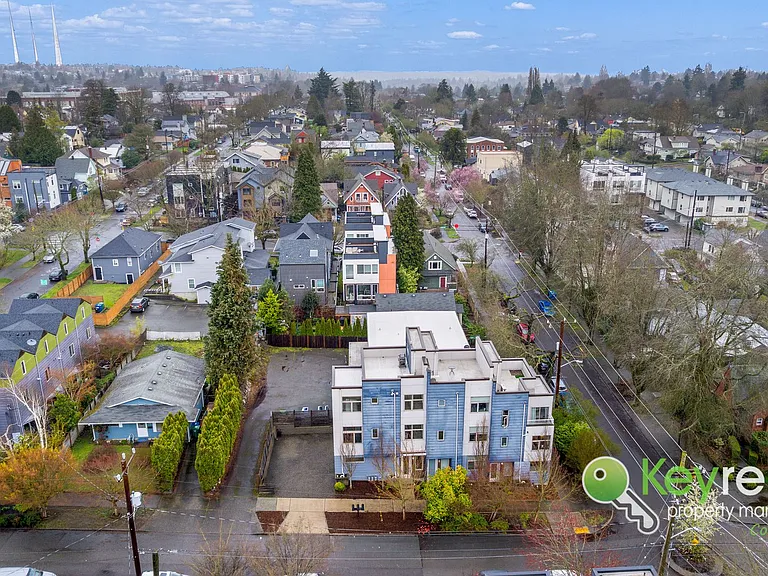 2514 S Washington St — Photo 40