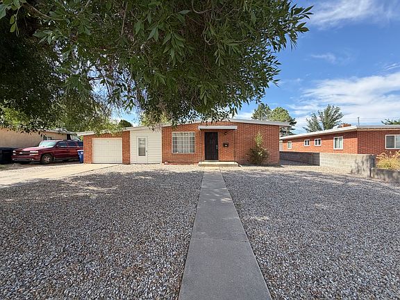 2nd image of 4712 Palo Duro Ave NE