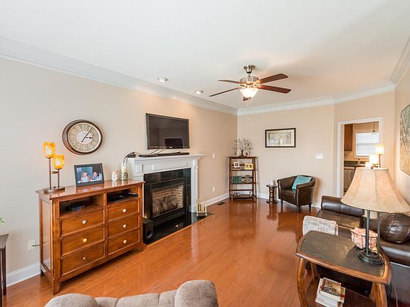 3rd image of 3336 Grassy Pointe Ln