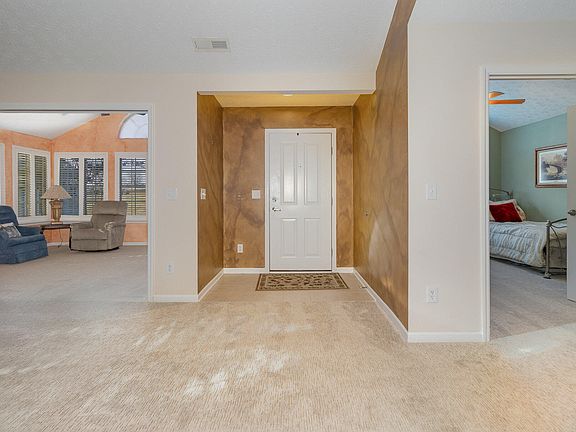 3rd image of 9123 Royal Oak Ln