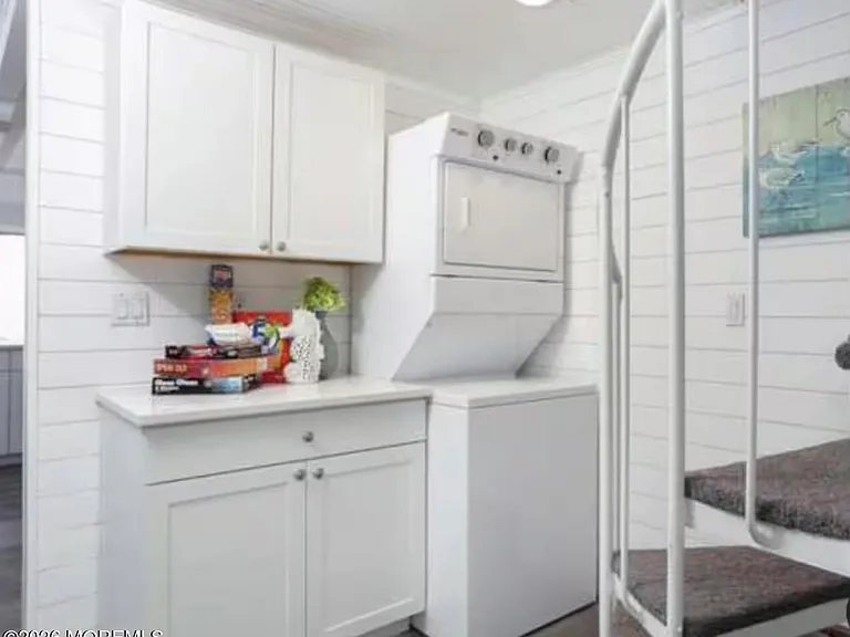 170 1st Ave #2 — Photo 8