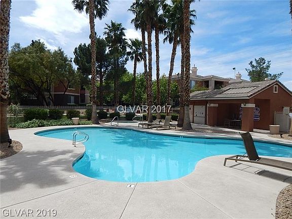 2nd image of 1404 Kilamanjaro Ln Unit 204