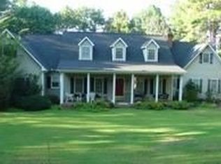 112 Sycamore Rd, Camden, SC 29020