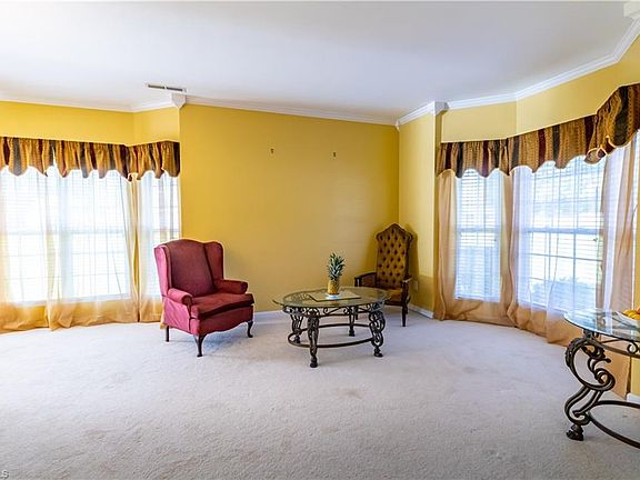 4th image of 1908 Green Market Ct