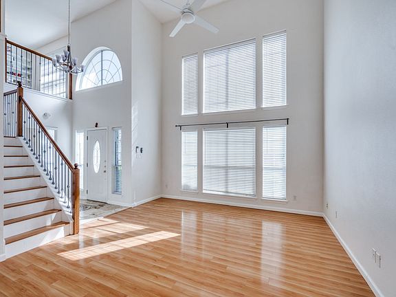 3rd image of 7833 Hardwick Ct